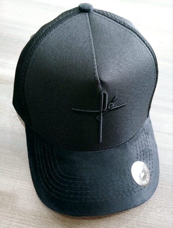 GORRO NEGRO LOGO FE